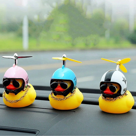 Adorable Duck with Helmet – Fun Motorcycle Rider Car Decor, Perfect for Cycling & Biker Vibes!